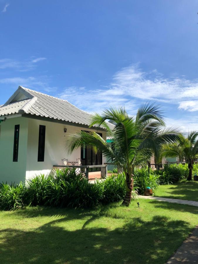 Bulan Villa Районг Экстерьер фото